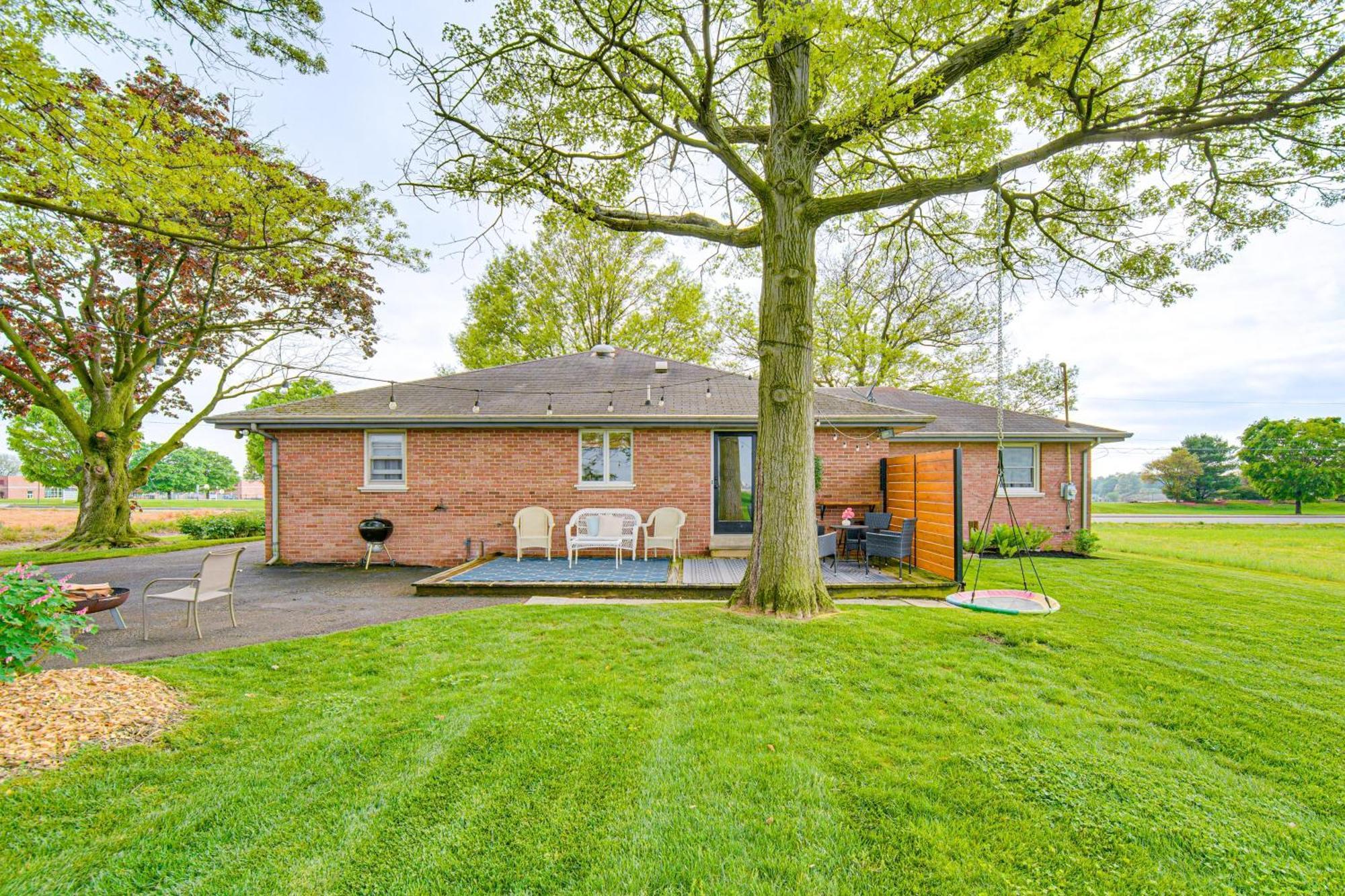 Sunny Lancaster Gem, 4 Mi To Dutch Wonderland Villa Luaran gambar